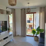 Lovely In Denia; El Patio Apartment