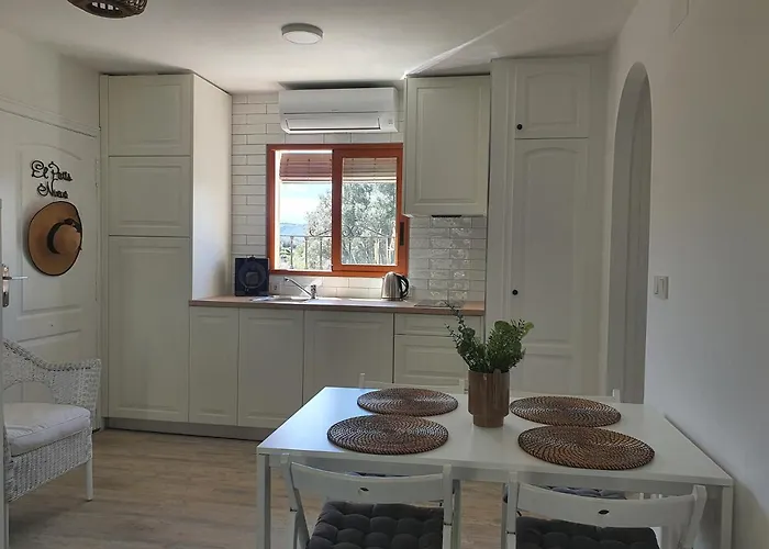 Lovely In Denia; El Patio Apartman Denia